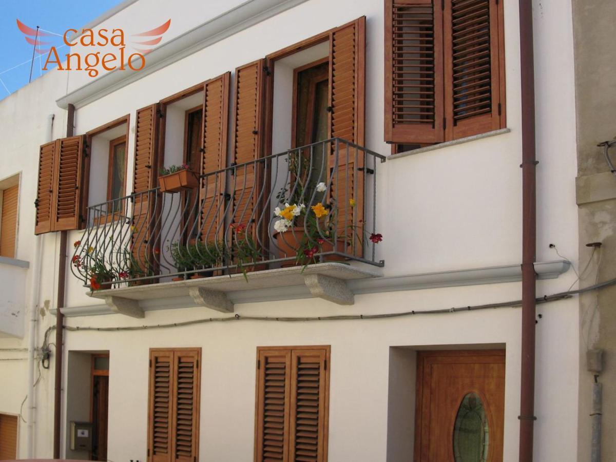 Casa Angelo B&B Calasetta Buitenkant foto