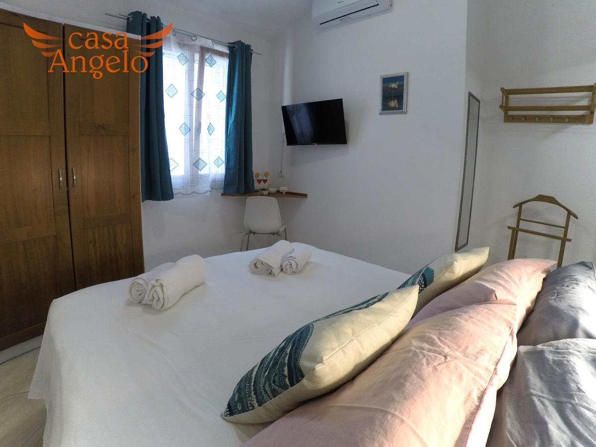 Casa Angelo B&B Calasetta Buitenkant foto